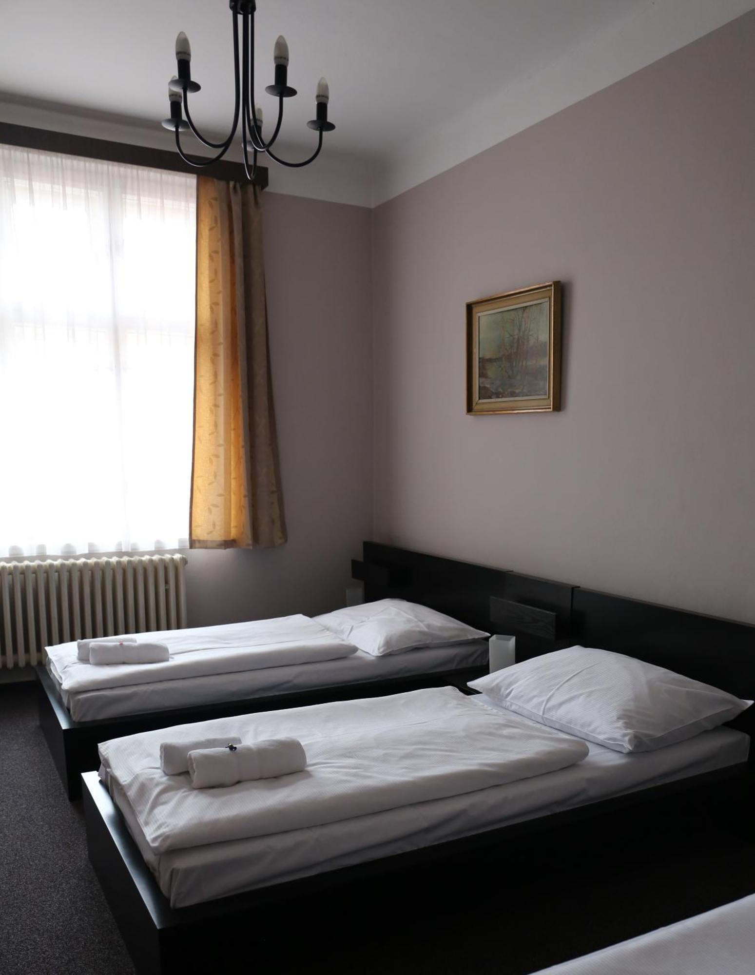 Hotel Zlata Stika Pardubice Ruang foto
